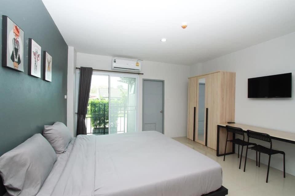 Around Loei Apartment Luaran gambar